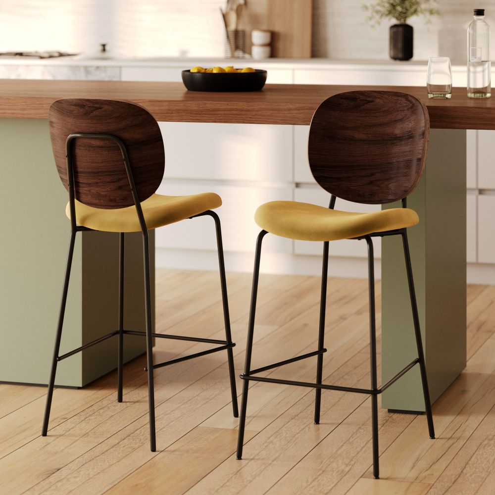 chaise de bar simone velours jaune bois fonce lot 2