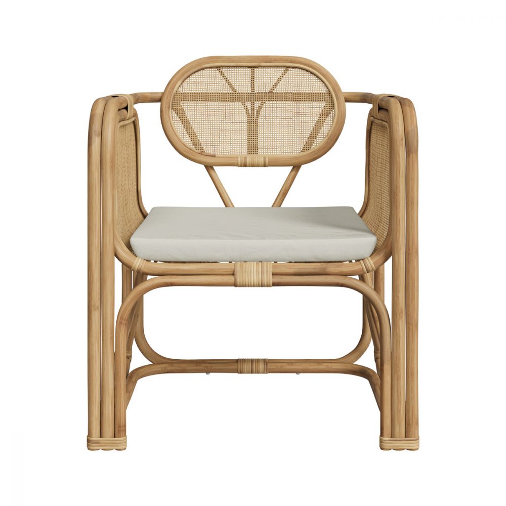 fauteuil en rotin naturel et coussin d assise en tissu blanc navahino