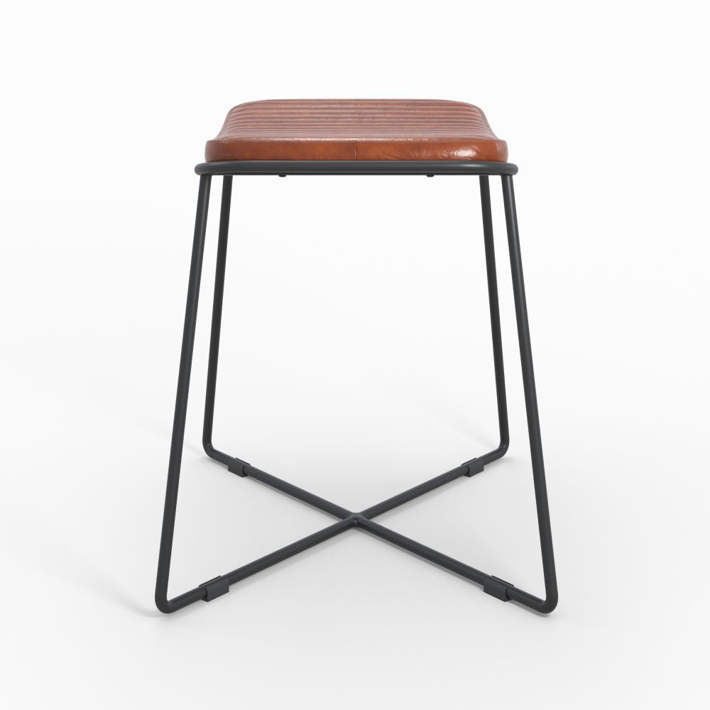 petit tabouret germain en cuir marron pieds noirs 